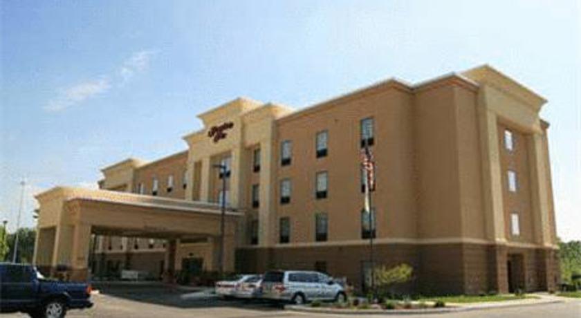 Hampton Inn Defiance
