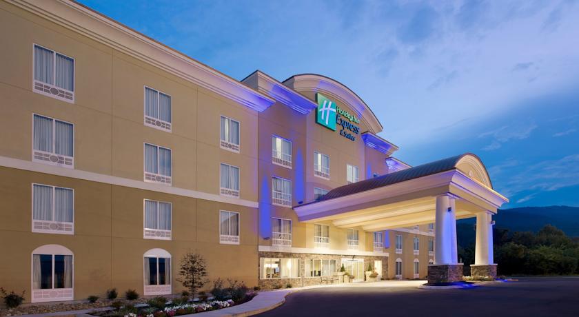Holiday Inn Express Caryville