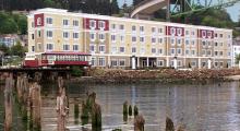 Holiday Inn Express Hotel & Suites Astoria