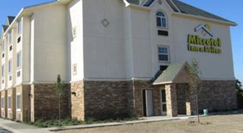 Microtel Tracy