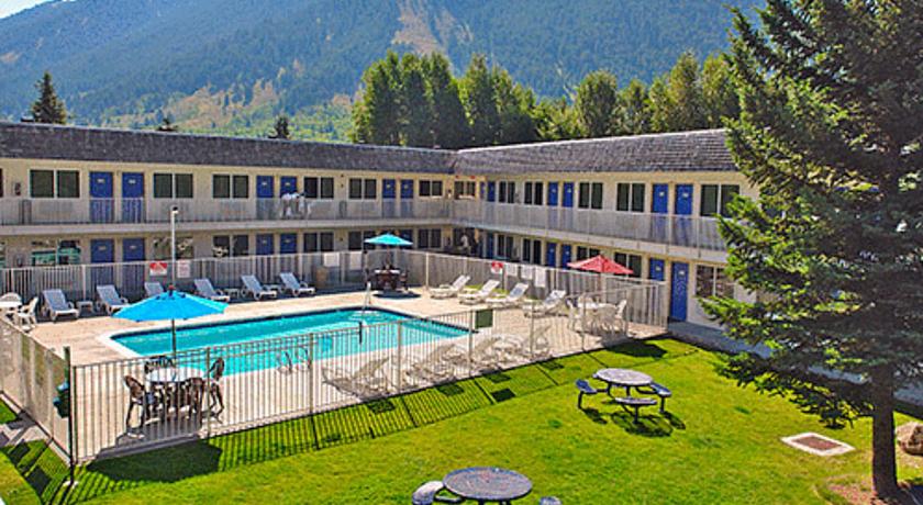 Motel 6 Jackson