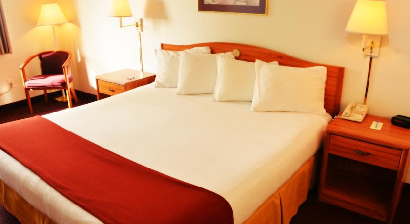 Peppermill Empress Inn