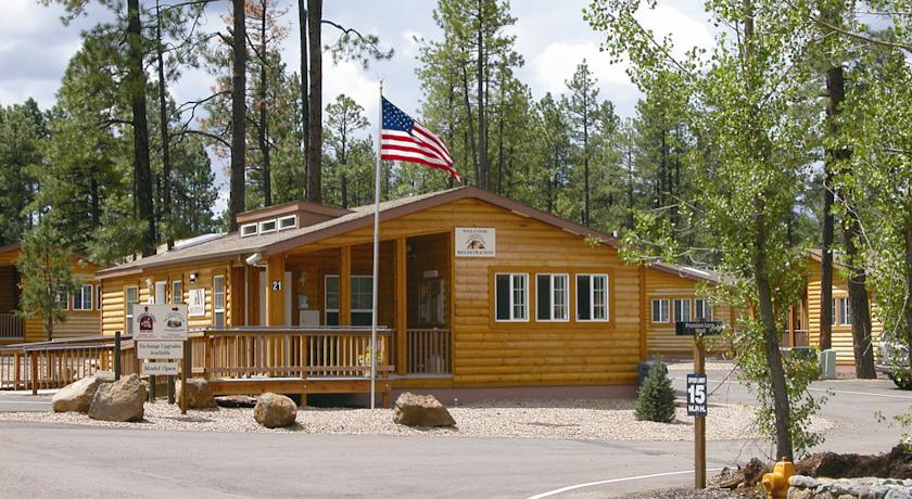 Roundhouse Resort