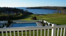 Strawberry Hill Seaside Inn