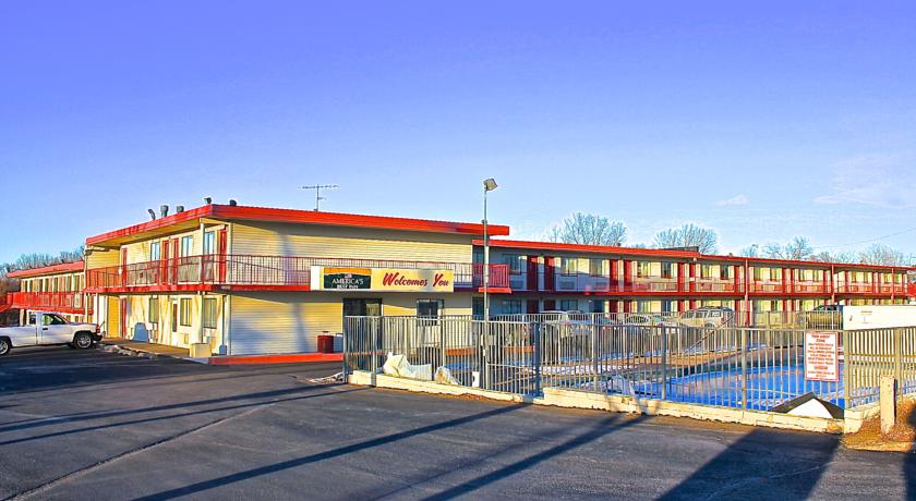 Americas Best Inn Moline