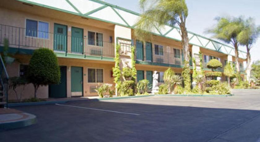 Americas Best Value Inn & Suites Fontana