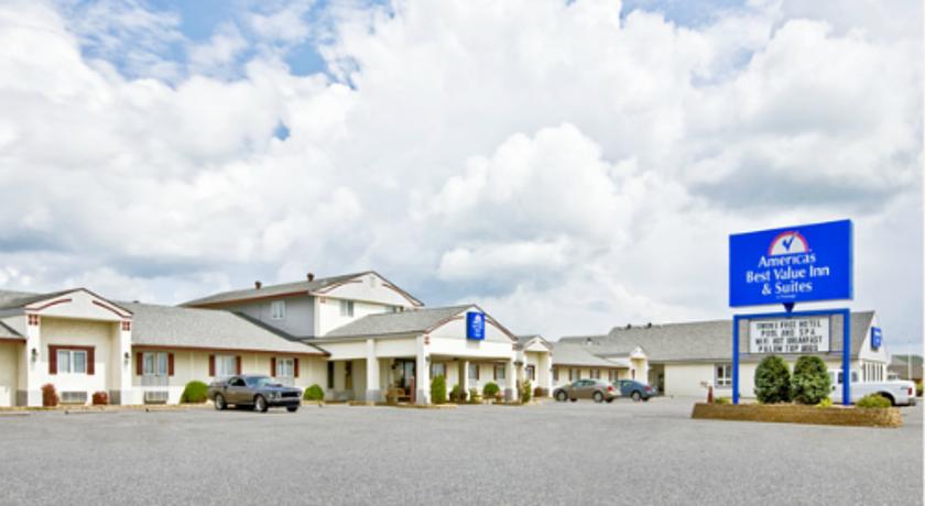 Americas Best Value Inn & Suites Thief River Falls