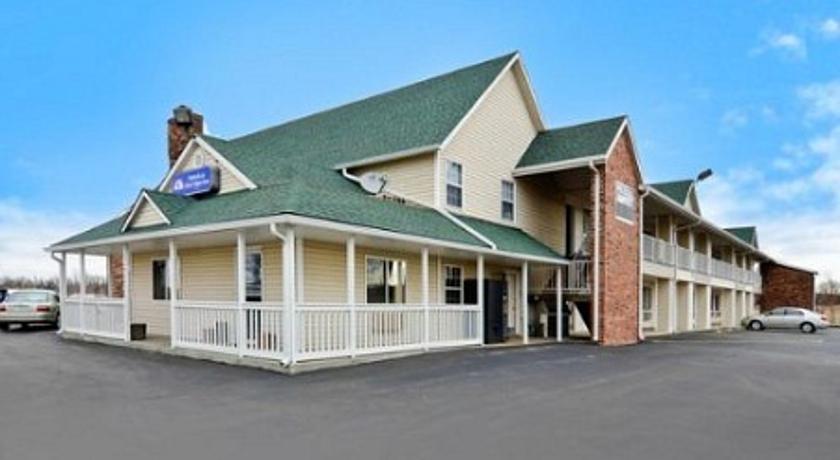 Americas Best Value Inn-Grain Valley I-70 Exit 24