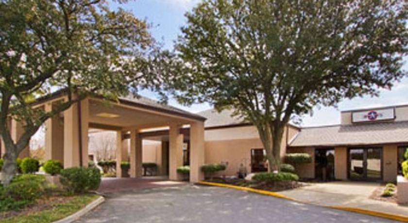 Baymont Inn & Suites Prince George