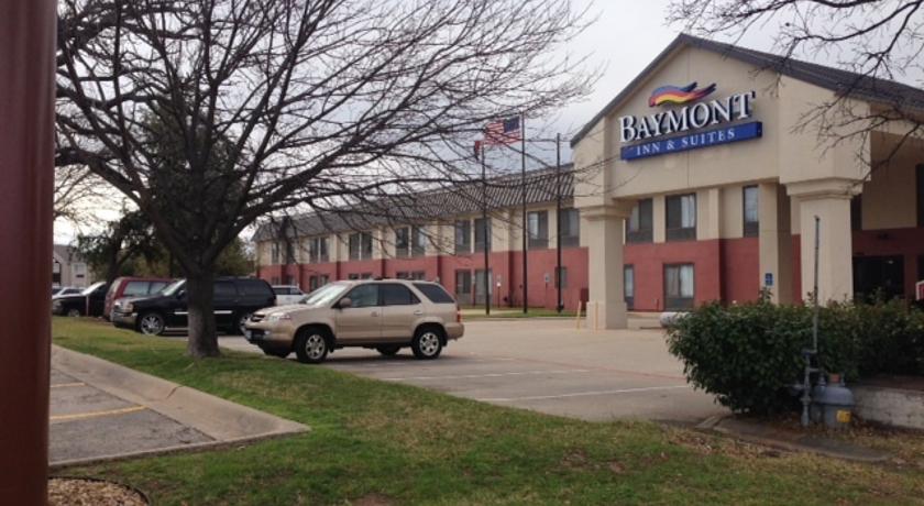 Baymont Inn And Suites - Lewisville