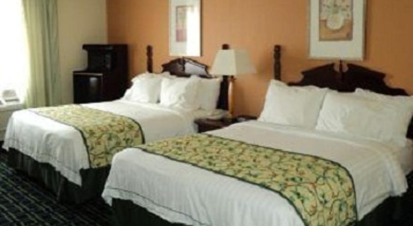 Baymont Inn and Suites Greensburg