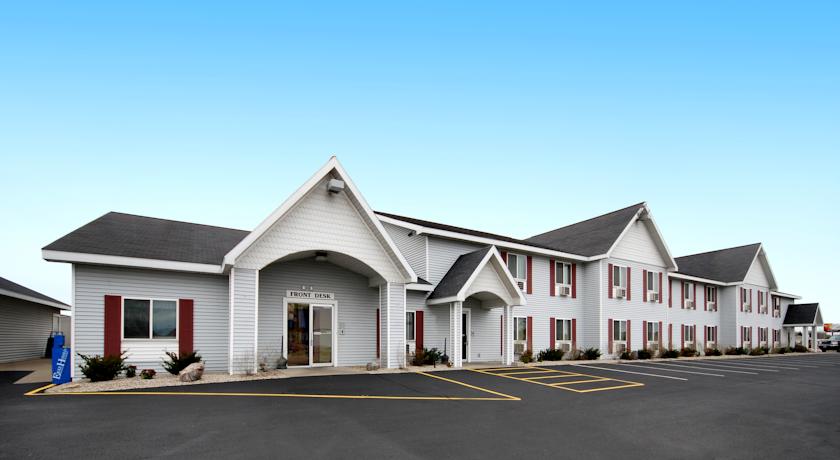 Baymont Inn And Suites Marinette
