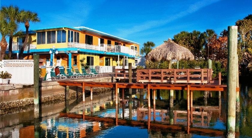 Bayview Plaza Waterfront Resort