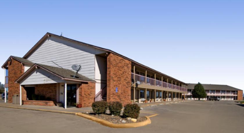 Best Value Inn - Garden City