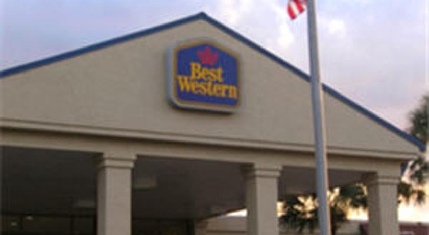Best Western Crossroads Inn