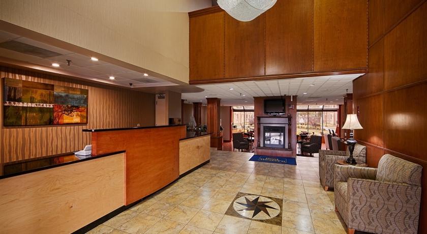 Best Western Laurel Park Suites