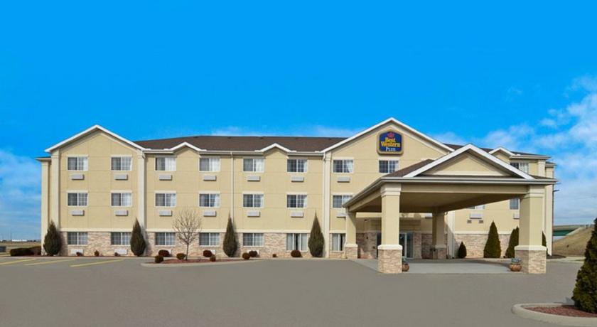 Best Western Napoleon Inn