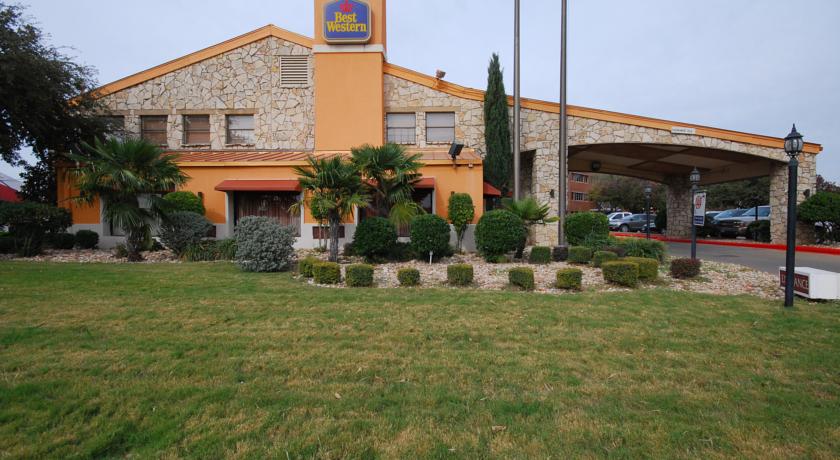 Best Western NE Mall Inn & Suites