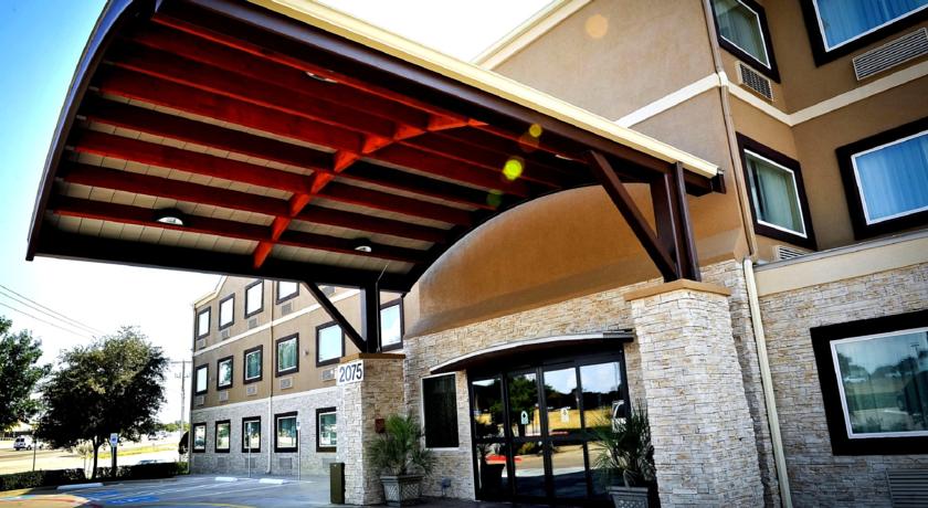 Best Western Plus Arlington North & Suites ex Comfort Suites