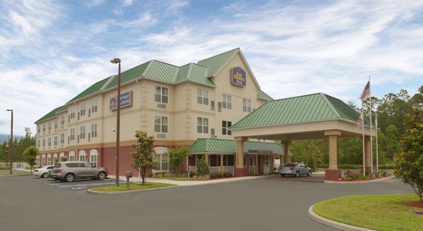 Best Western Plus First Coast Inn & Suites