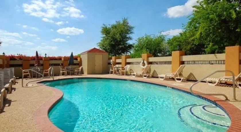 Best Western Winscott Inn & Suites