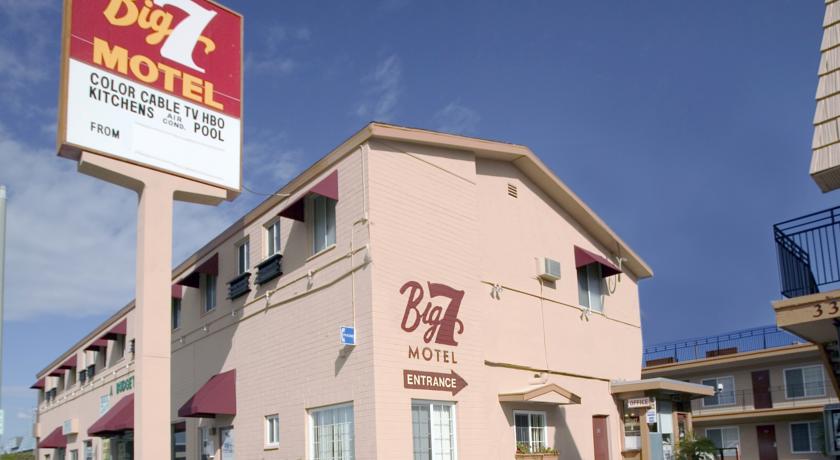 Big 7 Motel