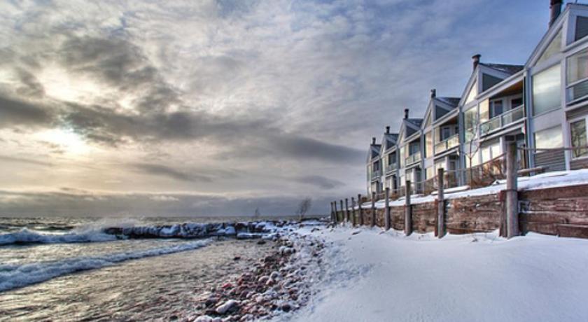 Bluefin Bay On Lake Superior