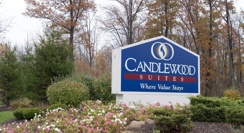 Candlewood Suites Cleveland - North Olmsted
