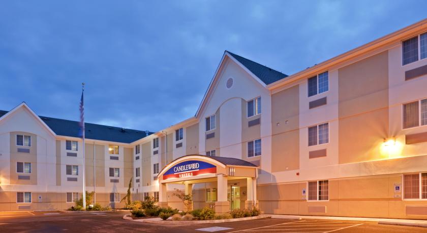 Candlewood Suites Oak Harbor
