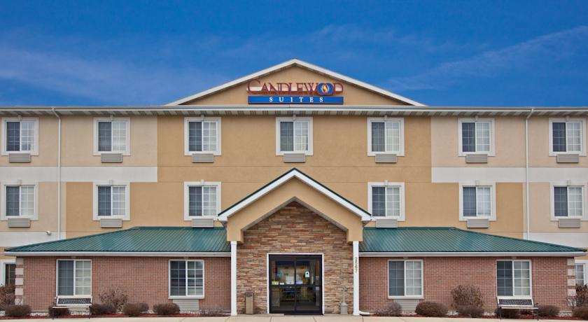 Candlewood Suites  Stevensville