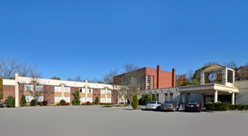 Clarion Hotel and Conference Center