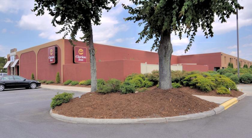 Clarion Inn Airport Fletcher