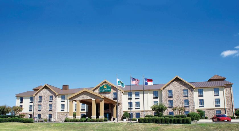 Comfort Inn & Suites Lake Texoma