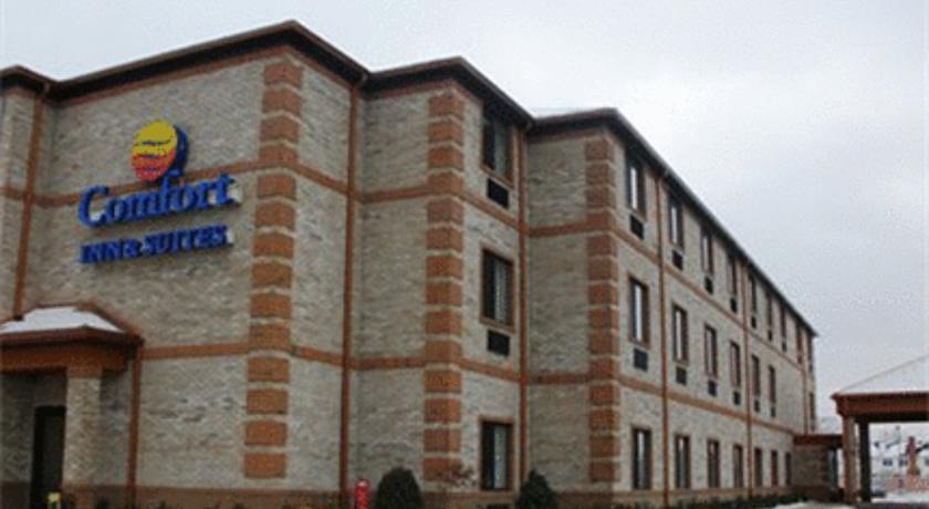 Comfort Inn & Suites Melvindale