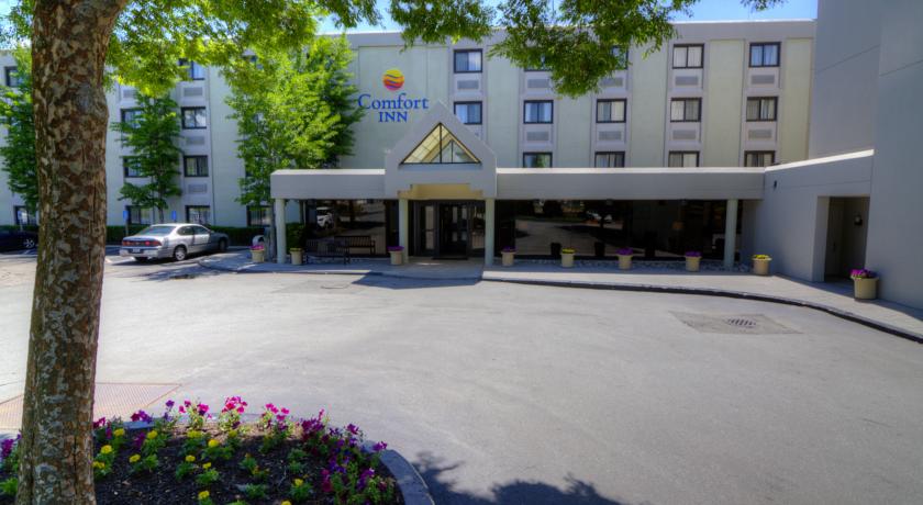 Comfort Inn Warwick Airport