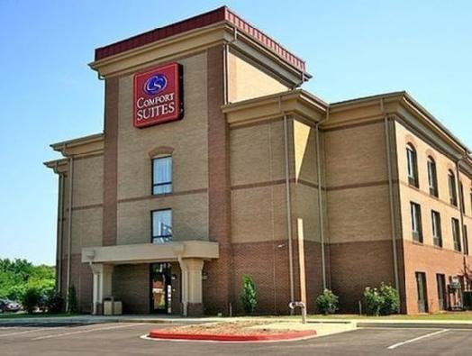 Comfort Suites At WestGate Mall