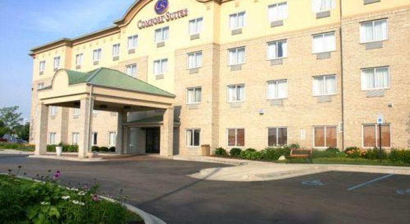 Comfort Suites Wixom