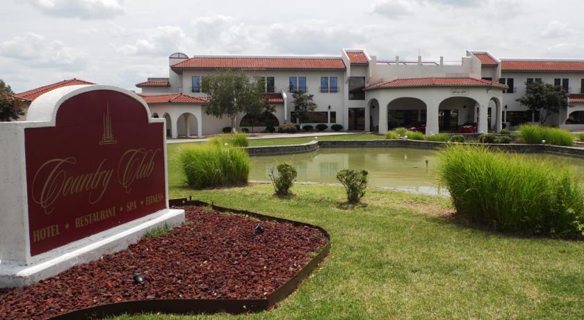 Country Club Hotel & Spa