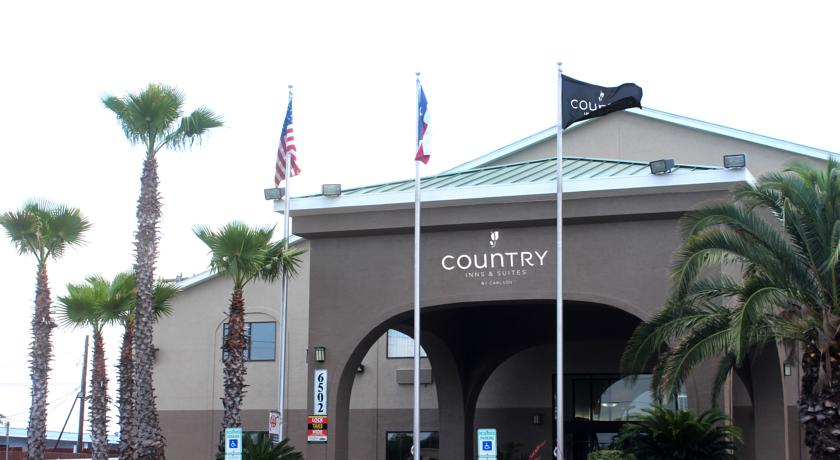 Country Inn & Suites