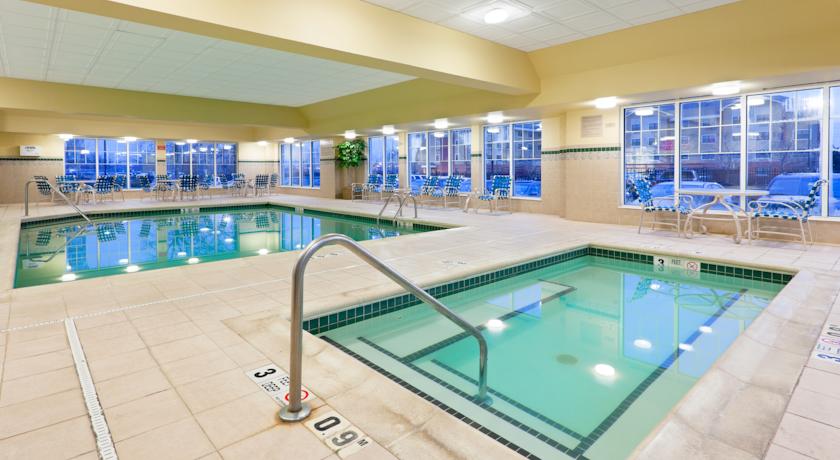 Country Inn & Suites By Carlson Newark Airport