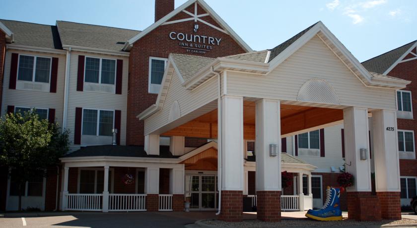 Country Inn & Suites Red Wing - MN