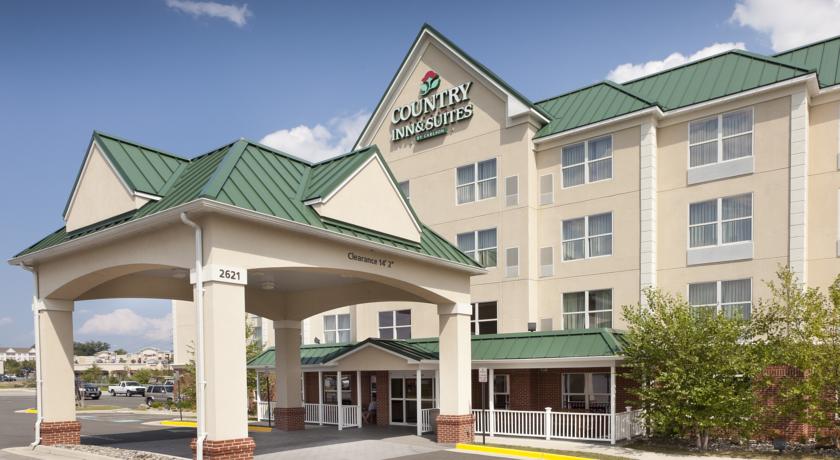 Country Inn & Suites Woodbridge