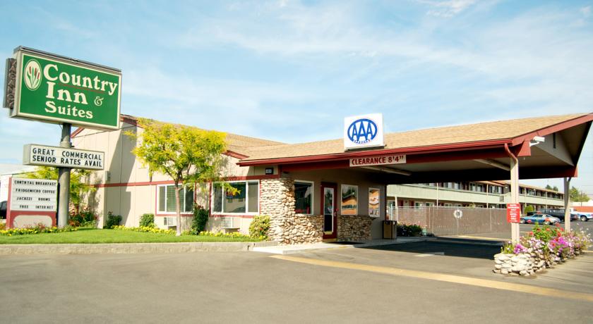 Country Inn and Suites Sunnyside