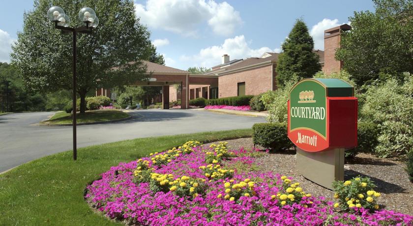 Courtyard Boston Foxborough