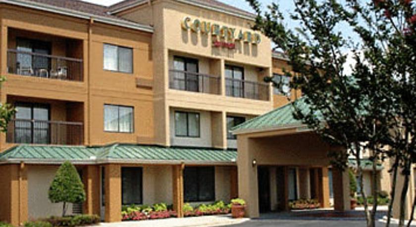 Courtyard Charlotte Matthews