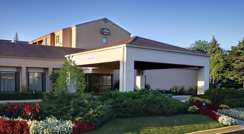 Courtyard Chicago Arlington Heights North