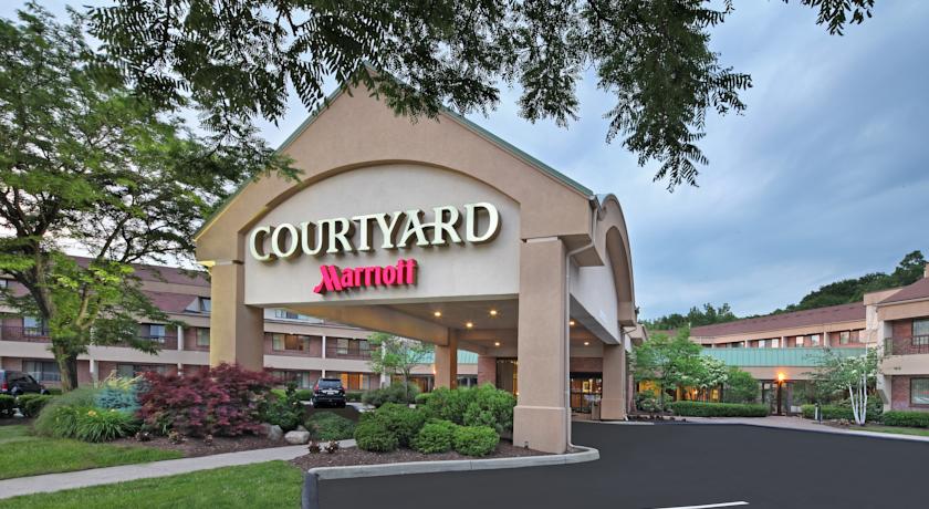 Courtyard Hartford Cromwell