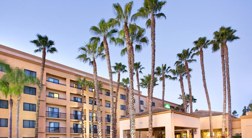 Courtyard Laguna Hills Irvine Spectrum Orange County