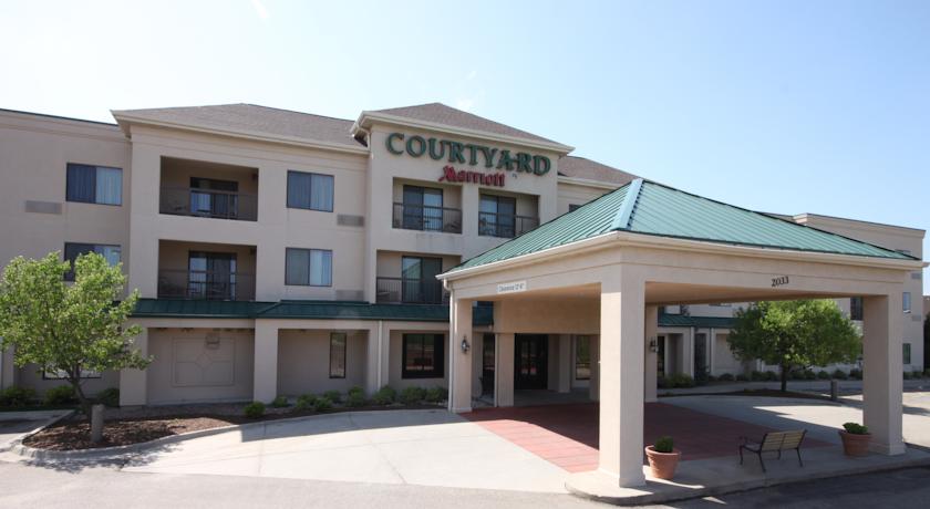 Courtyard Milwaukee NorthBrown Deer