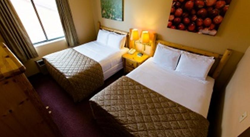 Cranberry Country Lodge